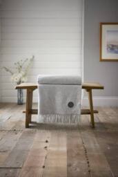 The Lyndon Company Arthington Faux Cashmere 640gsm Supersoft Yarn Jacquard Throw in Grey - Size: 130 cm x 180 cm - thumbnail 5