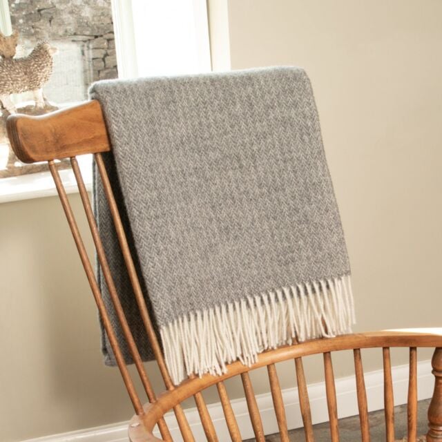 Native Natural Cable Pattern Grey Wool Blanket - Size: Double