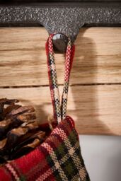 Dibor Set of 2 Mistletoe Highland Tartan Xmas Decor Christmas Stockings in Red - Size: 2 Pack - thumbnail 5