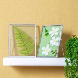 "Nicola Spring Standing Metal Photo Frame - 6"" x 8"" - Picture Display Poster Frame in Silver" - thumbnail 4