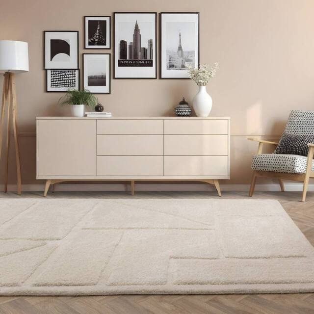 The Rug Shop UK Modern Geometric Cream Easy to clean Machine Made Area Rug - Size: 200 cm x 290 cm - image 1