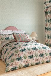 Sanderson 'Pinery' Cotton Square Pillowcase Pair in White - thumbnail 4