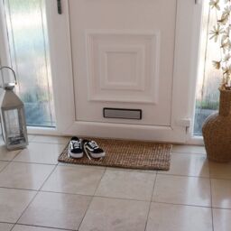 JVL Moris Hand Spun Boucle Coir Jute Doormat 40x70cm in Black - Size: 40 cm x 70 cm - thumbnail 6