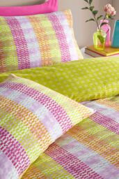 Furn Neola Abstract Striped Reversible Duvet Cover Set - Size: King - thumbnail 3