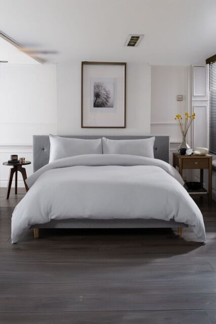 The Lyndon Company St Quentin 100% Cotton Reversible Duvet Bedlinen - Deyongs 1846 in Grey - Size: Super King - image 1