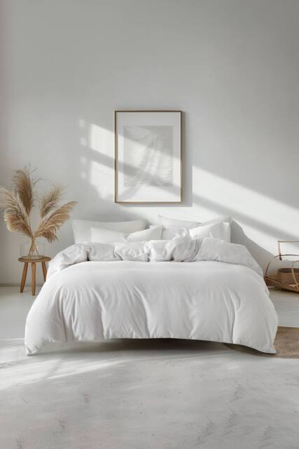 The Linen Consultancy Lazy Linens Relaxxx Duvet Cover Set in White - Size: Single - image 1