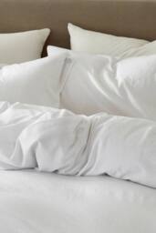 The Linen Consultancy Lazy Linens Relaxxx Duvet Cover Set in White - Size: Single - thumbnail 2