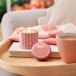 Heart and Home Tin Soy Wax Candle - Mum (Loving Blooms) in Light Pink - thumbnail 2