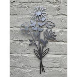 Poppyforge Summer Bouquet Wall Art - Bare Metal/Ready to Rust - W30 x H50 cm in Black - thumbnail 3