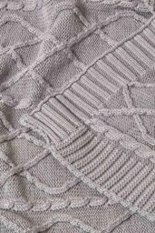 Homescapes Diamond Cable Knit Cotton Throw in Grey - Size: 150 cm x 200 cm - thumbnail 4