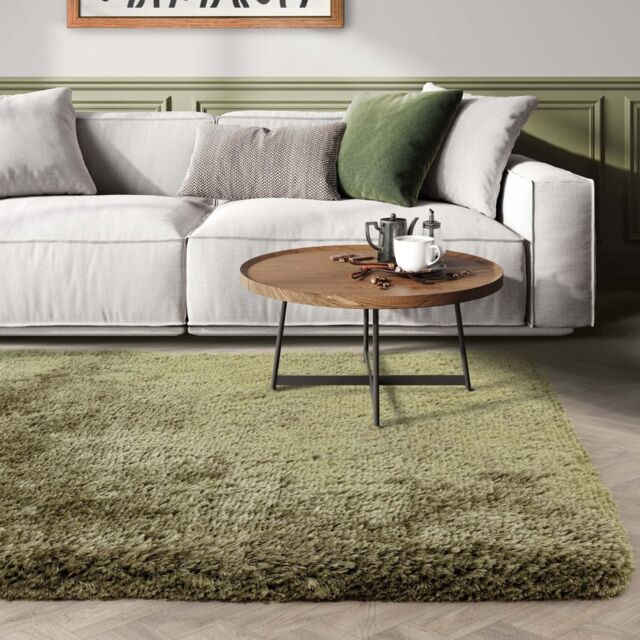 The Rug Shop UK Green Handmade Modern Plain Polyester Easy To Clean Area Rug - Size: 200 cm x 300 cm - image 1