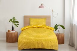 Smart Living Luxury Super Soft Lion Reversible Duvet Set & Pillowcases in Gold - Size: Single - thumbnail 2