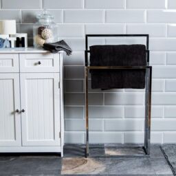 Home Discount Bath Vida 3 Tier Towel Stand Square Freestanding Storage in Metallic Silver