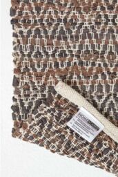 Homescapes Real Leather Handwoven Diamond Pattern Rug in Brown - Size: 150 cm x 240 cm - thumbnail 5