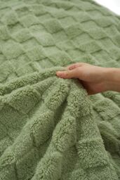 Living and Home Reversible Soft Checkered Throw Blanket in Green - Size: Small - thumbnail 2