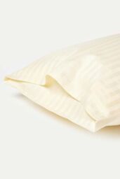 Homescapes Cotton Stripe Kids Pillowcases 40 x 60 cm 330 Thread Count, 2 Pack in Yellow - thumbnail 2