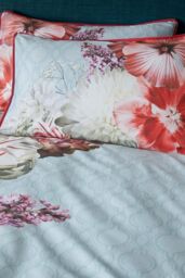 Laurence Llewelyn-Bowen 'Mayfair Lady' Floral Fantasy 100% Cotton Duvet Cover Set in Blue - Size: Super King - thumbnail 2