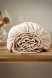 Martex Touch of Linen Fitted Sheet in Cream - Size: Super King Fitted - thumbnail 2