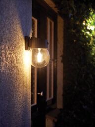 Luxform Nice Intelligent Solar LED Standby &PIR in Black - thumbnail 3
