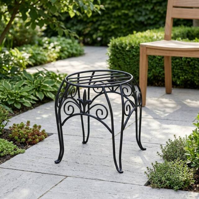 Garden Greatness Urban Cameo Metal Plant Display Stand in Black - Size: 1 Pack - image 1
