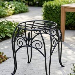 Garden Greatness Urban Cameo Metal Plant Display Stand in Black - Size: 1 Pack - thumbnail 2