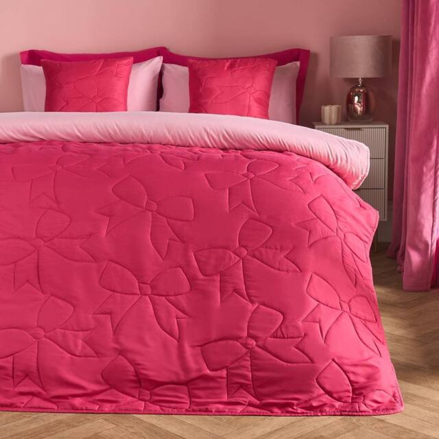 OHS Bows Quilted Throw Pinsonic Blanket Bedspread in Bright Pink - Size: 120 cm x 150 cm - image 1