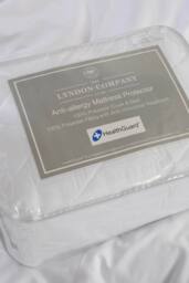 The Lyndon Company Anti Allergy Quilted Mattress Protector - Deyongs 1846 in White - Size: King - thumbnail 6