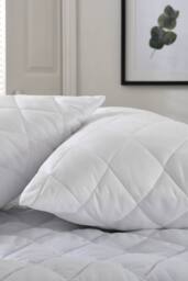 The Lyndon Company Anti Allergy Quilted Mattress Protector - Deyongs 1846 in White - Size: King - thumbnail 2