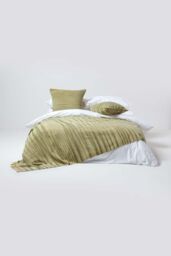 Homescapes Cotton Chenille Tie Dye Cushion Cover in Green - Size: 60 cm x 60 cm - thumbnail 4