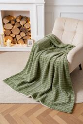 Living and Home Soft Polyester Throw Blanket in Green - Size: Large - thumbnail 1