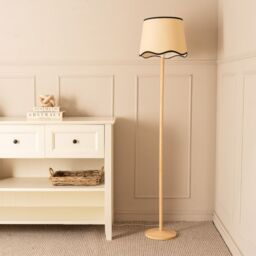 ValueLights Triston Natural Light Wood Stem Floor Lamp with Scallop Trim Tapered Lamp Shade in Black - thumbnail 4