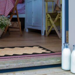 Artsy Mats Modern, Stylish Wavey Frame Doormat in Black - Size: 40 cm x 60 cm - thumbnail 2