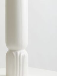 Orsina Sturdy Ceramic Design Vase, Spacious Flower Ceramic Vase, Lightweight Vase For Artificial Flowers in White - thumbnail 4