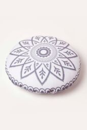 Homescapes Luxury Waterproof Henna Round Grey Outdoor Cushion 40 cm, Set of 2 - Size: 40 cm x 40 cm - thumbnail 6