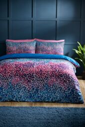 Catherine Lansfield 'Satin Animal Print' Duvet Cover Set in Teal - Size: Double - thumbnail 1