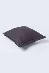 Homescapes Cotton Rajput Ribbed Cushion Cover in Black - Size: 60 cm x 60 cm - thumbnail 3