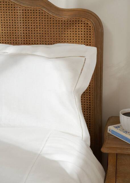 Truly Set of 2 White 100% Linen Ladder Stitch Oxford Pillowcase - Size: Standard Pillow Case - image 1