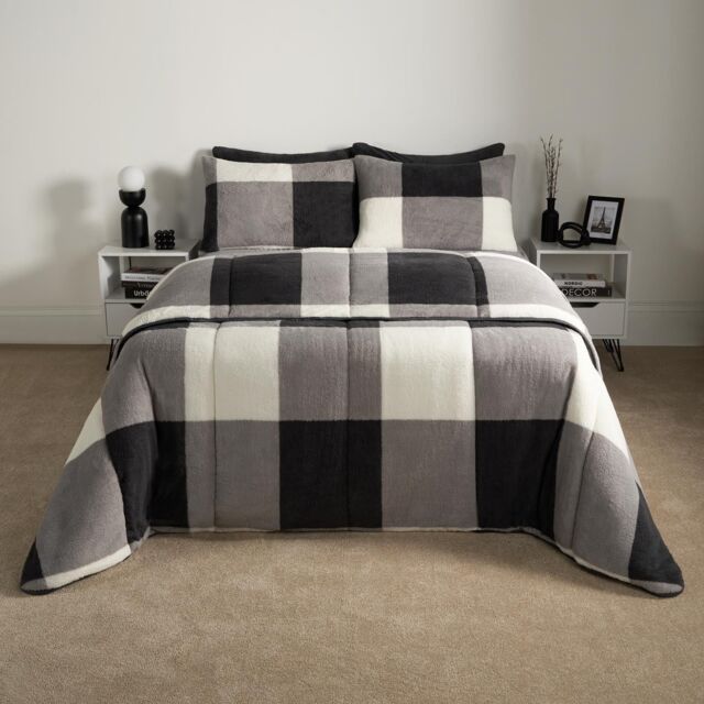OHS Check Coverless Duvet Pillowcase Bedding Set Teddy Fleece Gingham Quilt 10.5 TOG in Light Grey - Size: Double - image 1