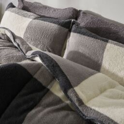 OHS Check Coverless Duvet Pillowcase Bedding Set Teddy Fleece Gingham Quilt 10.5 TOG in Light Grey - Size: Double - thumbnail 3