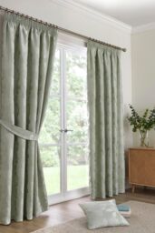 Curtina 'Bramford' Pair Of Curtain Tiebacks in Green - thumbnail 2