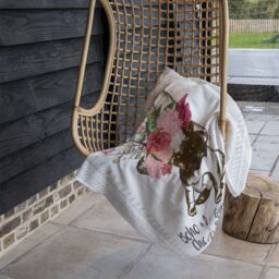 Benjamin Tate Design Portrait Of French Bulldog Puppy Blanket in Natural - Size: 120 cm x 150 cm - thumbnail 4