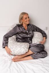 BellaMoon Women's Full C-Shaped Body Pillow Pregnancy Endometriosis Menopause - Size: Single - thumbnail 2