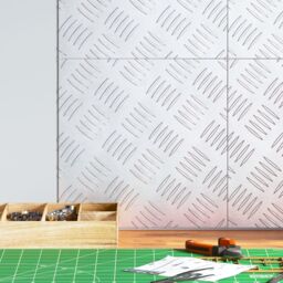 Berkfield Home Aluminium Checker Plates 4 pcs Anti-Slip 30x30 cm in Silver - Size: Medium - thumbnail 1