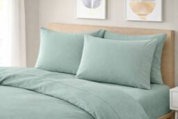 Homes-Linen Plain Dyed Polycotton Duvet Cover Set with Pillowcases in Duck Egg Blue - Size: Single - thumbnail 2