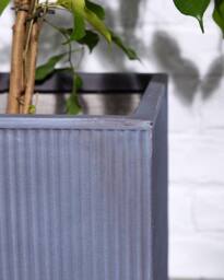 Dibor Small Slate Grey Ribbed Finish Fibre Clay Indoor Outdoor Garden Plant Pots Houseplant Flower Planter H25 x W25cm - thumbnail 5