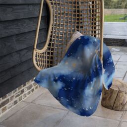 Benjamin Tate Design Dark Blue Sky With Gold Foil Constellations Blanket in Natural - Size: 120 cm x 150 cm - thumbnail 4