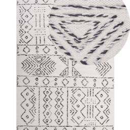 Wyld and Coco Aztec Wool Rug 140 x 200 cm Off-White Black Low Pile in White - Size: 140 cm x 200 cm - thumbnail 2