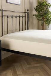 Hotel Pure Luxury 4 Star Fitted Sheet in Cream - Size: King Fitted - thumbnail 3