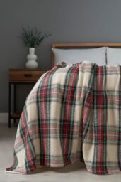 BHS Christmas Check Throw with Sherpa - Size: 45 cm x 45 cm - thumbnail 1