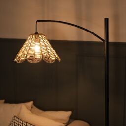 ValueLights Preto Black Metal Curved Floor Lamp With Flower Shade - thumbnail 5